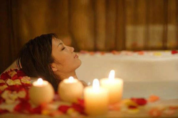 AROMATERAPIA: BAÑO RELAJANTE ANTISSTRES